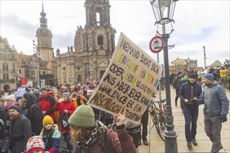 160 organisations and initiatives demonstrated against the right in Dresden on Saturday. Around 10,