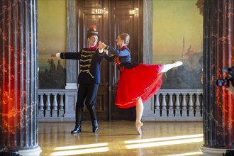 Ballet meets breakdance: With 100 beats per minute into the stollen season Dresden stollen bakers