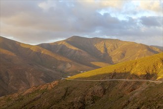 Panoramic road FV-617, evening light, Fuerteventura, Canary Island, Spain, Europe