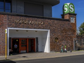 Nordbahnhof S-Bahn station on the former demarcation line of the inner-German border, Berlin,