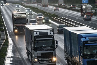 A2 motorway, at Recklinghausen motorway junction, heavy traffic during a thunderstorm, North