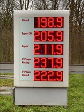 Fuel prices, petrol station, motorway petrol station on the A43 towards Münster, Hohen Mark Ost,