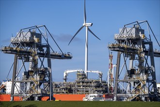 EemsEnergyTerminal, floating LNG terminal in the seaport of Eemshaven, tankers bring liquefied