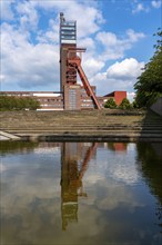 Nordsternpark, former site of Nordstern colliery, pithead tower, Nordstern tower, Hercules