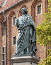 Nicolaus Copernicus Monument, Statue of Kopernik at Old Market Square, Rynek Staromiejski, Torun,