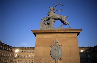 Heraldic stag by Anton von Isopis in front of the main portal and cour d'honneur Neues Schloss,