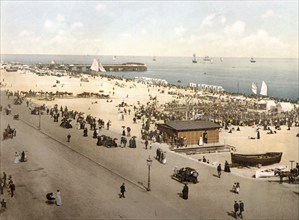 Britannia Pier und Parade, Promenade, Yarmouth, England / Britannia Pier and parade, England,