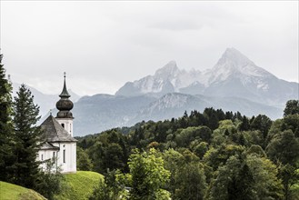 Maria Gern pilgrimage church, view of the Watzmann, Berchtesgarden Alps, Berchtesgaden,