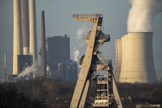 UNIPER coal-fired power plant Gelsenkirchen-Scholven, power plant units and cooling towers,