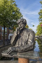 Wim Duisenberg, Bust, Monument, Banker, Finance Minister, euro, Currency, President, Central Bank,