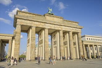 Brandenburg Tor rear side, Platz des 18. März, Mitte, Berlin, Germany, Europe