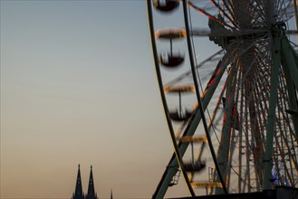 Ferris wheel, funfair, Cologne, North Rhine-Westphalia, Germany, Europe