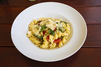 Pasta dish with basil and parmesan, Restaurant Königliche Post, restaurant, food photography, old