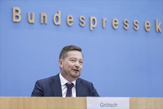 Uli Grötsch, Federal Police Commissioner to the German Bundestag, recorded during the presentation