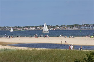 Sailing boats, people, Laboe, Kieler Woche, Falckensteiner Strand, Kiel Fjord, Kiel,