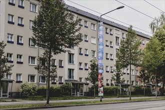 Election posters hanging from a lamppost, taken in Dresden, 31 August 2024. A new state parliament