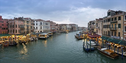 View from the Rialto Bridge, evening mood, Grand Canal, attraction, centre, panorama, Venice,