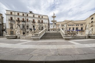 Palermo Old Town, Fontana Pretoria, Sicily, Italy, Europe