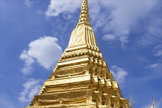 Scenic golden temple of emerald buddha Wat Phra Kaew in Bangkok, Thailand, Asia