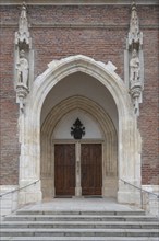 Entrance portal of the Gothic hall church of St Jakob built around 1400, Pfarrplatz 11 A,