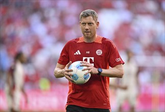 Goalkeeper coach Michael Rechner FC Bayern Munich with ball, FCB Allianz Arena, Munich, Bavaria,