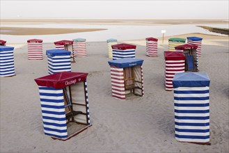 Traditional beach tents on the beach of Borkum, 21.07.2024