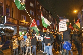 Demonstration by pro-Palestinian activists in Duisburg-Hochfeld, around 110 demonstrators marched