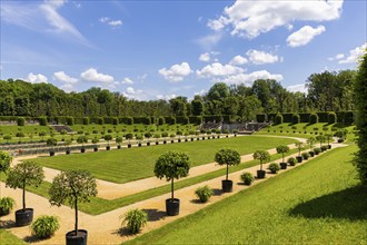 The Grosssedlitz Baroque Garden with the Friedrich Palace is located on a hill on the left bank of