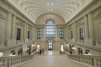 Grand staircase in the entrance area, Staatsbibliothek zu Berlin der Humboldt-Universität, Unter