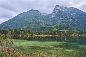 Hintersee in autumn colours, Ramsau, Berchtesgaden National Park, Berchtesgadener Land district,