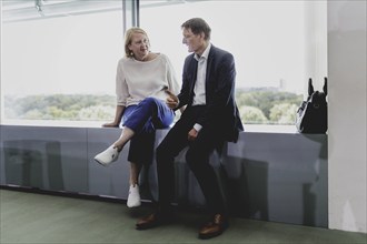 (R-L) Karl Lauterbach (SPD), Federal Minister of Health, and Lisa Paus (Alliance 90/The Greens),