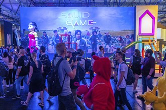 Gamescom, the world's largest trade fair for video and computer games, queue in front of the stands