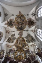 Vaults above the high altar in Heilig Kreuz Minster, built around 1400, Rottweil,