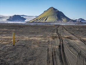 Mælifell mountain covered with moss, Maelifell, black sand desert Mælifellssandur, glacial streams,