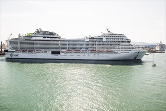 Huge cruise ship in the harbour, Livorno, Province of Livorno, Tuscany, Italy, Europe