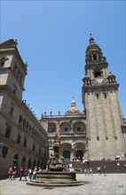 Historic cathedral with high bell tower on a lively square, cathedral, Fonte dos Cabalos, Fountain