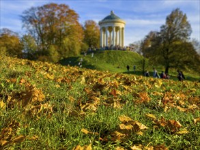 Autumn atmosphere in the English Garden, Monopteros, Munich, Bavaria, Germany, Europe