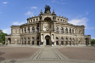 Semperoper, Saxony royal court opera house, Dresden, Saxony, Germany, Europe