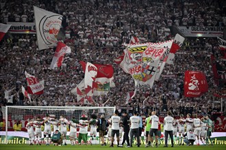 VfB Stuttgart players being celebrated by fans, Cannstatter Kurve, fan curve, flags, atmospheric,