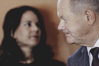 (R-L) Olaf Scholz (SPD), Federal Chancellor, and Annalena Bärbock (Alliance 90/The Greens), Federal