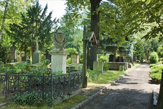 The Trinitatisfriedhof cemetery in Dresden's Johannstadt district is one of the city's burial