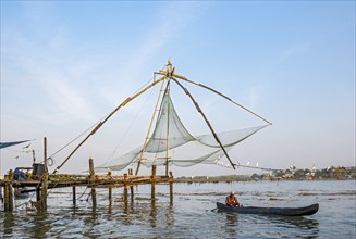 Chinese fishing nets, Fort Kochi, Cochin, Kerala, India, Asia