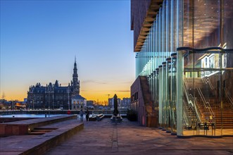 The MAS, Museum aan de Stroom, Museum am Strom, Bonapartdok, harbour basin, Loodswezen building on