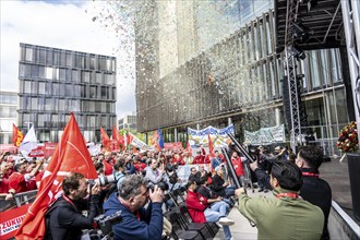 Demonstration by many thousands of steelworkers in front of the ThyssenKrupp headquarters in Essen