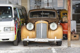 OHAKUNE, NEW ZEALAND, DECEMBER 23, 2022, Antique cars on a big scrapyard at the end of Old Coach