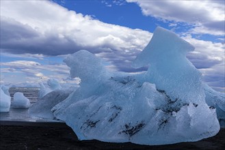 Diamond Beach, Jokulsarlon, south coast, Iceland, Europe