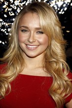 Hayden Panettiere at the Los Angeles premiere of 'The Spiderwick Chronicles' held at the Paramount