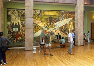 'El Hombre Controladar del Universio'1934 mural by Diego Rivera inside Palacio de Bellas Artes,