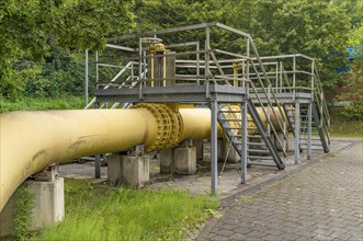 Pumping station for industrial pipelines