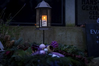 Grave lights on Sunday of the dead at the cemetery in Possendorf. Possendorf, Saxony, Germany,